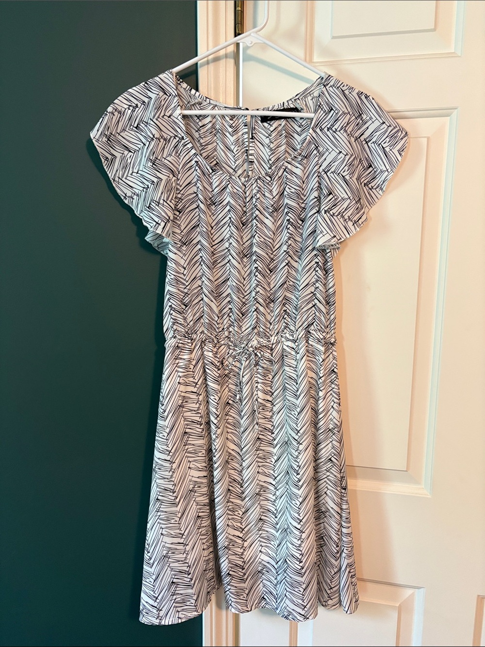 Black & White Printed Midi Dress with Flutter Sleeves